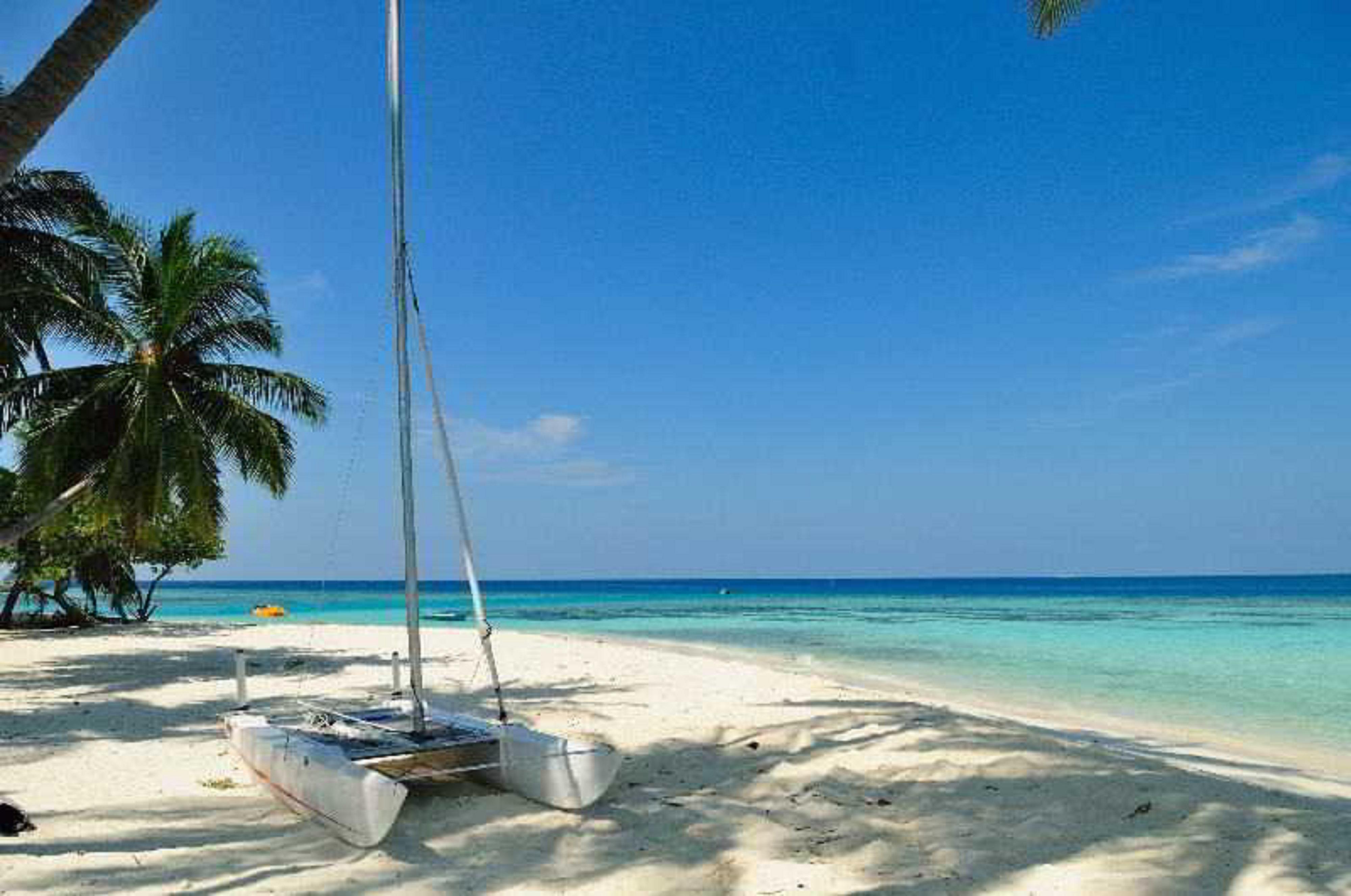 Whiteshell Island Hotel & Spa Maafushi Exterior photo